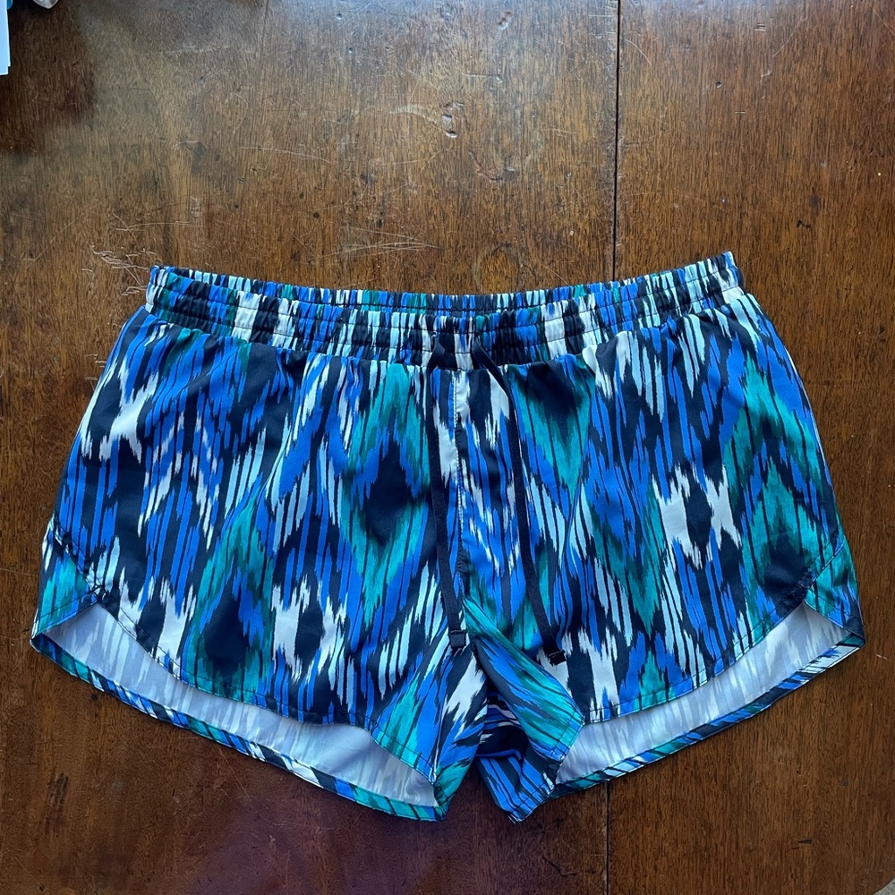 Old Navy Blue and Green Patterned Athletic Shorts